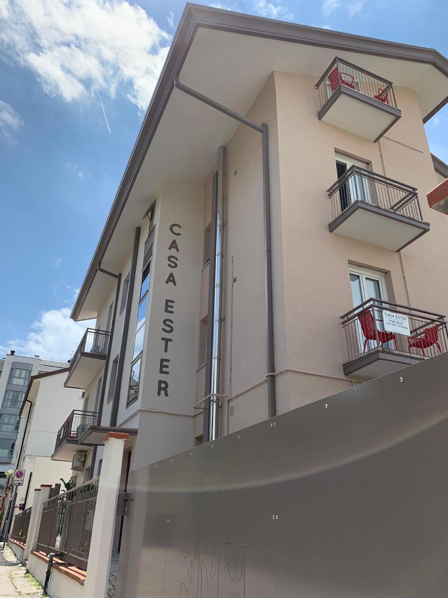 Dainese Apartments, Casa Ester Lido di Jesolo Dış mekan fotoğraf